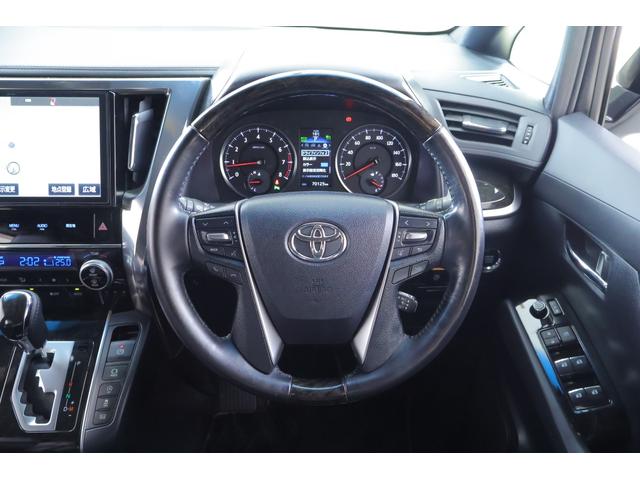 アルファード ２．５Ｓ　Ａパッケージ　タイプブラック　衝突被害軽減ブレーキ　純正１０インチナビ　地デジＴＶ　バックカメラ　後席モニター　スマートキー　ＥＴＣ２．０　レーダークルーズ　クリアランスソナー　ＡＣ１００Ｖ電源　ドラレコ　パワーバックドア　横滑り防止装置　ワンオーナー（13枚目）