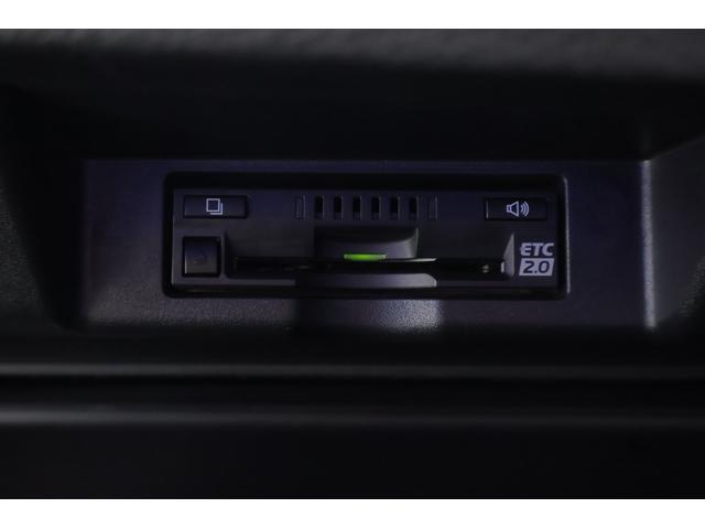 ハリアー エレガンス　ＧＲスポーツ　４ＷＤ　衝突被害軽減ブレーキ　メーカー純正ナビ　地デジＴＶ　バックカメラ　スマートキー　ＥＴＣ２．０　レーダークルーズ　オートハイビーム　車線逸脱警報　パワーシート　ドラレコ　ＬＥＤヘッドライト　横滑り防止装置　ワンオーナー（28枚目）