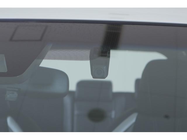 ハリアー エレガンス　ＧＲスポーツ　４ＷＤ　衝突被害軽減ブレーキ　メーカー純正ナビ　地デジＴＶ　バックカメラ　スマートキー　ＥＴＣ２．０　レーダークルーズ　オートハイビーム　車線逸脱警報　パワーシート　ドラレコ　ＬＥＤヘッドライト　横滑り防止装置　ワンオーナー（29枚目）