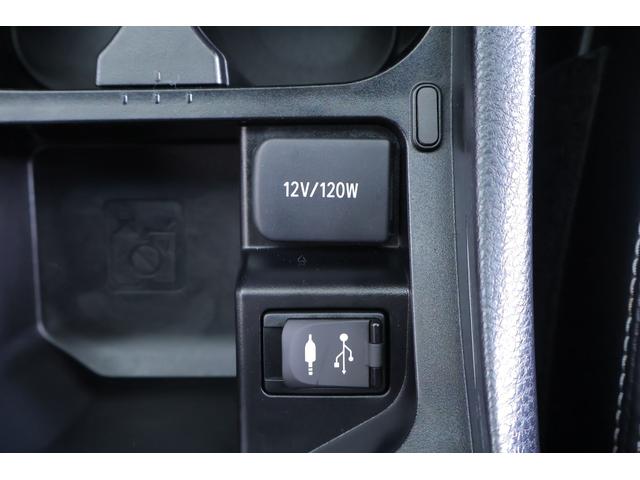 ハリアー エレガンス　ＧＲスポーツ　４ＷＤ　衝突被害軽減ブレーキ　メーカー純正ナビ　地デジＴＶ　バックカメラ　スマートキー　ＥＴＣ２．０　レーダークルーズ　オートハイビーム　車線逸脱警報　パワーシート　ドラレコ　ＬＥＤヘッドライト　横滑り防止装置　ワンオーナー（32枚目）