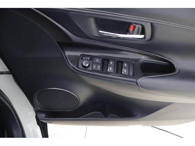 ハリアー エレガンス　ＧＲスポーツ　４ＷＤ　衝突被害軽減ブレーキ　メーカー純正ナビ　地デジＴＶ　バックカメラ　スマートキー　ＥＴＣ２．０　レーダークルーズ　オートハイビーム　車線逸脱警報　パワーシート　ドラレコ　ＬＥＤヘッドライト　横滑り防止装置　ワンオーナー（33枚目）