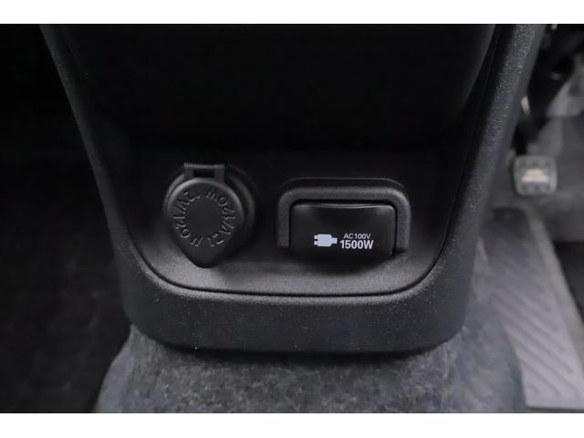 シエンタ ハイブリッドG 衝突被害軽減ブレーキ レーダークルーズ 純正8インチDA 地デジTV 全周囲カメラ BSM 前後ドラレコ ETC オートハイビーム 車線逸脱警報 クリアランスソナー AC100V-1500W 両側電動ドア LEDヘッドライト ワンオーナー(35枚目)