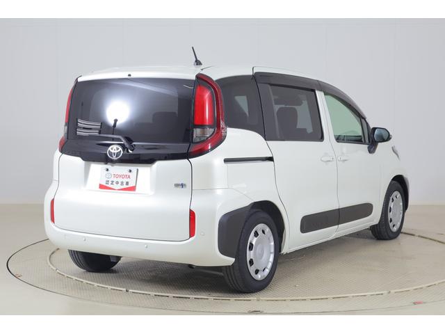 シエンタ ハイブリッドG 衝突被害軽減ブレーキ レーダークルーズ 純正8インチDA 地デジTV 全周囲カメラ BSM 前後ドラレコ ETC オートハイビーム 車線逸脱警報 クリアランスソナー AC100V-1500W 両側電動ドア LEDヘッドライト ワンオーナー(53枚目)