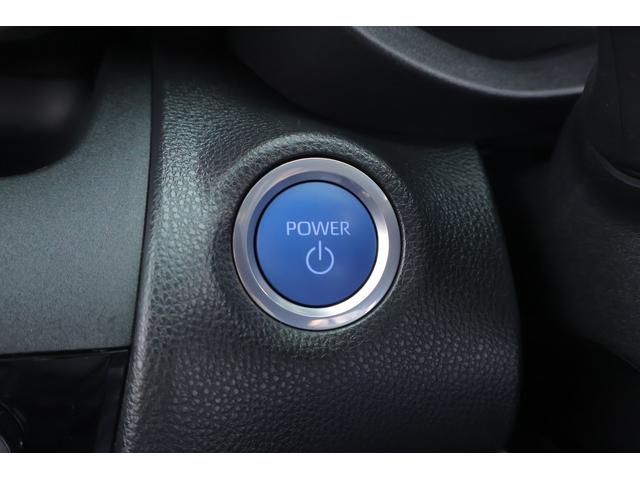 ヤリスクロス ハイブリッドＺ　衝突被害軽減ブレーキ　８インチＤＡ地デジＴＶ　バックカメラ　レーダークルーズ　車線逸脱警報　オートハイビーム　クリアランスソナー　ＥＴＣ２．０　パワーシート　シートヒーター　ステアリングヒーター　ＬＥＤヘッドライト　横滑り防止装置　ワンオーナー（24枚目）