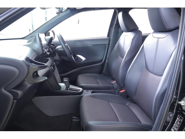 ヤリスクロス ハイブリッドＺ　衝突被害軽減ブレーキ　８インチＤＡ地デジＴＶ　バックカメラ　レーダークルーズ　車線逸脱警報　オートハイビーム　クリアランスソナー　ＥＴＣ２．０　パワーシート　シートヒーター　ステアリングヒーター　ＬＥＤヘッドライト　横滑り防止装置　ワンオーナー（36枚目）