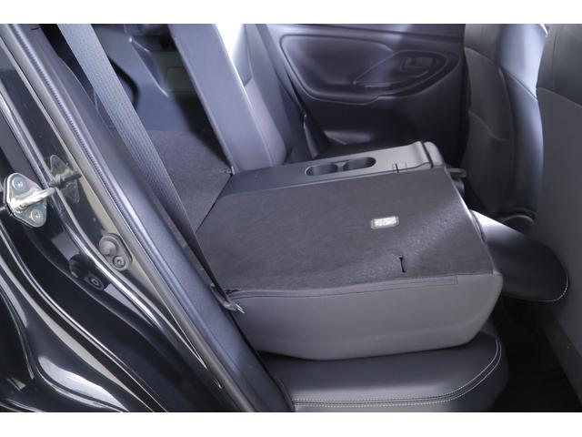 ヤリスクロス ハイブリッドＺ　衝突被害軽減ブレーキ　８インチＤＡ地デジＴＶ　バックカメラ　レーダークルーズ　車線逸脱警報　オートハイビーム　クリアランスソナー　ＥＴＣ２．０　パワーシート　シートヒーター　ステアリングヒーター　ＬＥＤヘッドライト　横滑り防止装置　ワンオーナー（40枚目）