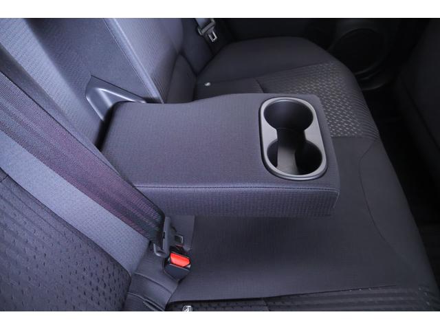 プリウス Ｓセーフティプラス　衝突被害軽減ブレーキ　レーダークルーズ　純正ＳＤナビ　地デジＴＶ　バックカメラ　スマートキー　ＥＴＣ２．０　オートハイビーム　車線逸脱警報　クリアランスソナー　Ｂｌｕｅｔｏｏｔｈ接続　ＬＥＤヘッドライト　横滑り防止装置（37枚目）