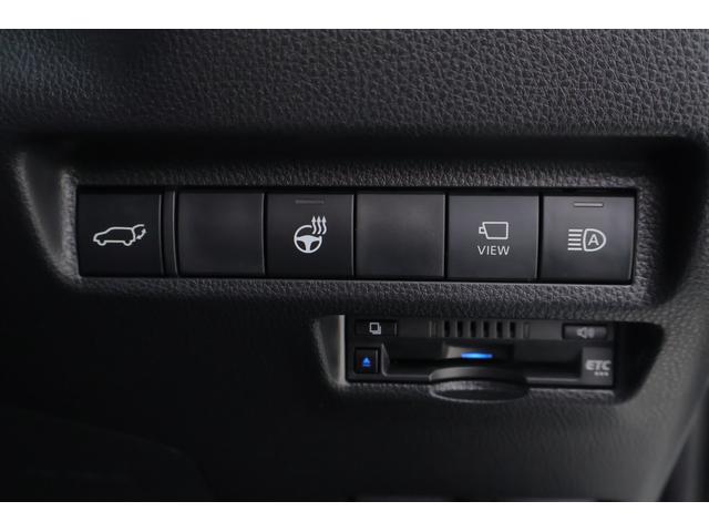 ＲＡＶ４ Ｇ　４ＷＤ　サンルーフ　ＴＲＤエアロ　衝突被害軽減ブレーキ　純正９インチＤＡナビ　地デジＴＶ　全周囲カメラ　ＢＳＭ　レーダークルーズ　車線逸脱警報　クリアランスソナー　ＥＴＣ　シートヒーター　ステアリングヒーター　パワーバックドア　横滑り防止装置　ワンオーナー（32枚目）