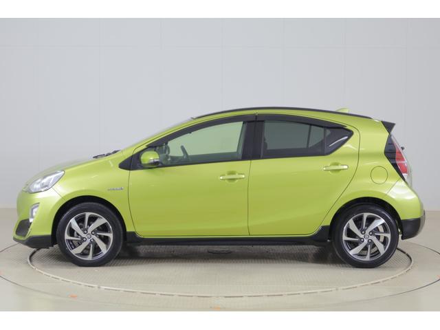 アクア Ｘ－アーバン　ソリッド　衝突被害軽減ブレーキ　純正９型ナビ　ひょう害　地デジＴＶ　バックカメラ　スマートキー　オートハイビーム　車線逸脱警報　シートヒーター　前後ドラレコ　Ｂｌｕｅｔｏｏｔｈ接続　ＬＥＤヘッドライト　純正アルミ　横滑り防止装置　ワンオーナー（35枚目）