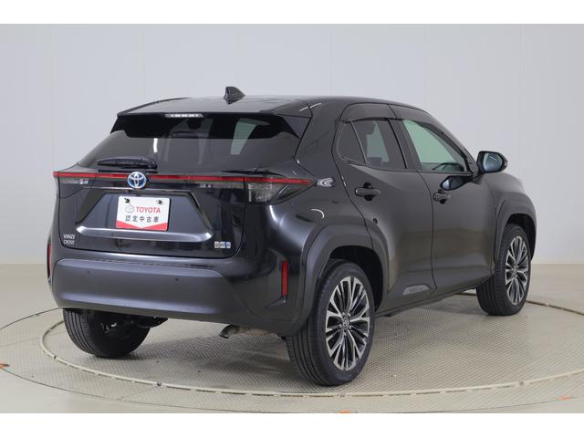 ヤリスクロス ハイブリッドZ 衝突被害軽減ブレーキ 8インチDA地デジTV バックカメラ レーダークルーズ 車線逸脱警報 オートハイビーム クリアランスソナー ETC ドラレコ パワーシート シートヒーター ステアリングヒーター LEDヘッドライト 横滑防止装置 ワンオーナー(44枚目)