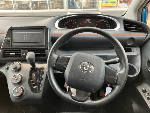 シエンタ Ｘ　Ｖパッケージ　車検整備付　走行距離７２，９２４ｋｍ　１５インチ社外アルミホイール　キーレスエントリーシステム　両側スライドドア（4枚目）
