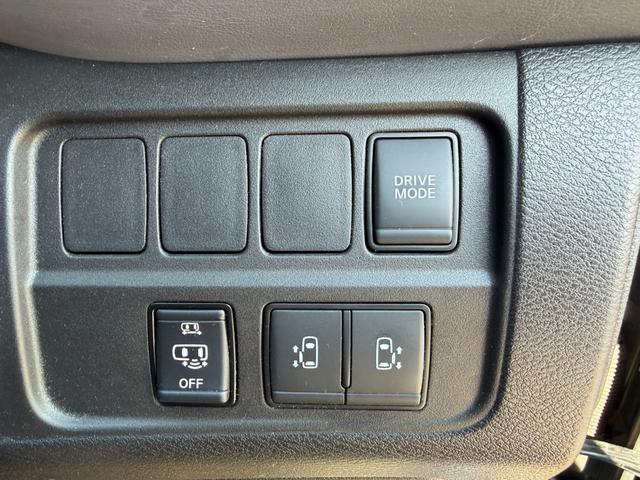 NISSAN SERENA E-POWER HIGHWAY STAR V