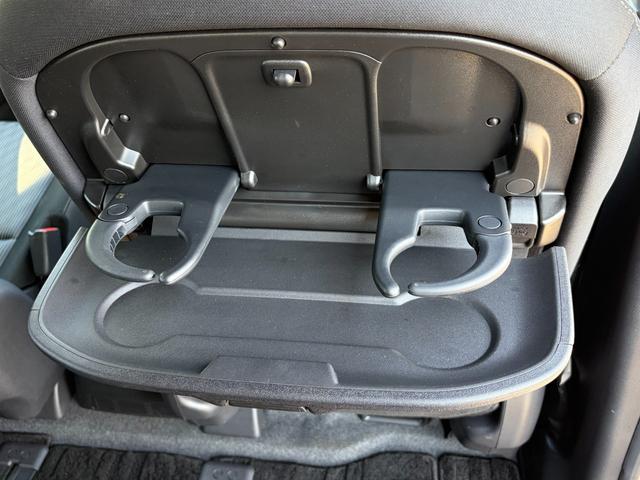 NISSAN SERENA E-POWER HIGHWAY STAR V