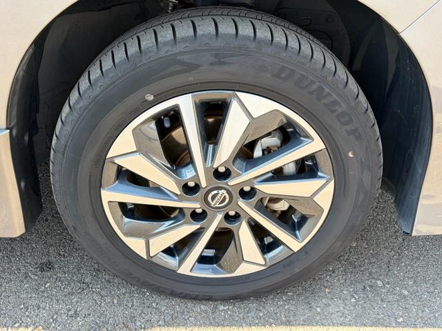 NISSAN SERENA E-POWER HIGHWAY STAR V