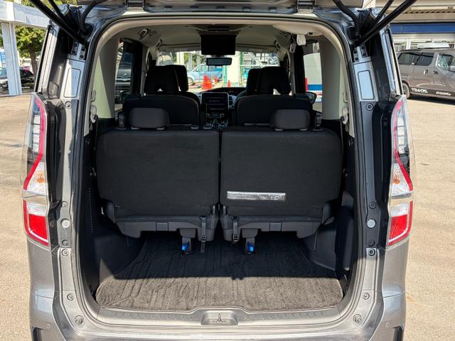 NISSAN SERENA E-POWER HIGHWAY STAR V