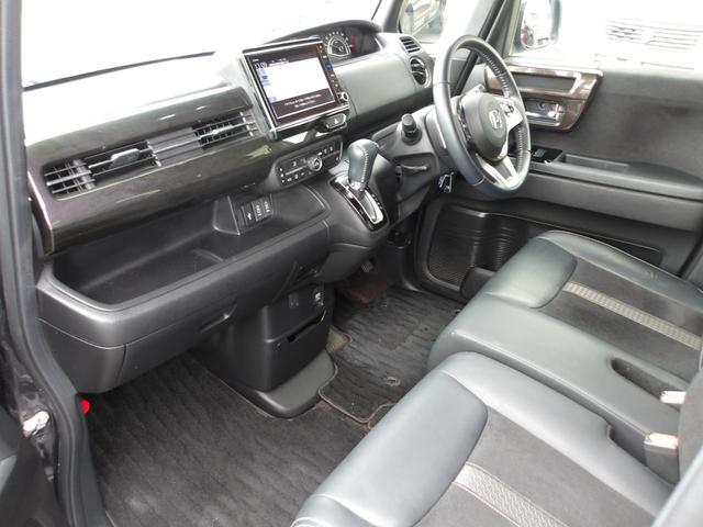 N-BOXカスタム G・Lターボホンダセンシング 純正メモリーナビ フルセグ バックカメラ ETC車載器 運転席助手席シートヒーター 純正15インチアルミ 両側パワースライドドア パドルシフト ステアリングスイッチ LEDヘッドライト LEDフォグ(14枚目)