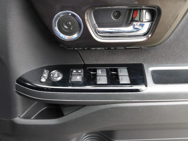 N-BOXカスタム G・Lターボホンダセンシング 純正メモリーナビ フルセグ バックカメラ ETC車載器 運転席助手席シートヒーター 純正15インチアルミ 両側パワースライドドア パドルシフト ステアリングスイッチ LEDヘッドライト LEDフォグ(29枚目)