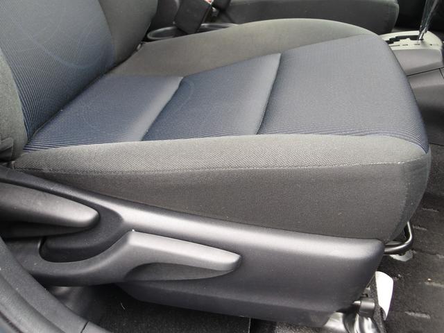 アクア S 純正7インチSDナビ/ワンセグTV/Bluetooth対応/プッシュスタート/オートライト/ETC(11枚目)