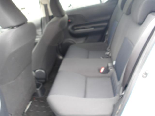 アクア S 純正7インチSDナビ/ワンセグTV/Bluetooth対応/プッシュスタート/オートライト/ETC(13枚目)