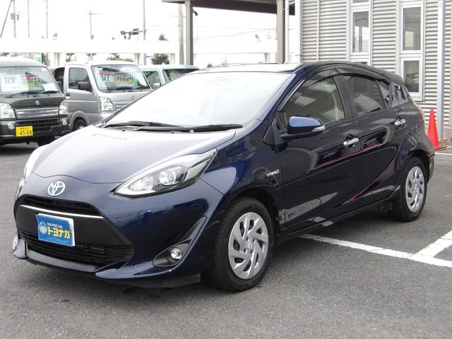 アクア Sスタイルブラック 純正SDナビ ワンセグ バックカメラ プッシュスタートシステム LEDヘッドライト LEDフォグ トヨタセーフティセンス ステアリングスイッチ フロアマット サイドバイザー(2枚目)