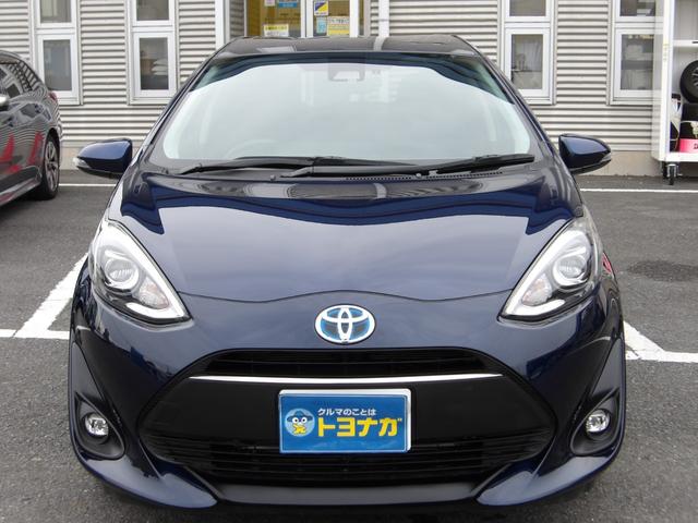 アクア Sスタイルブラック 純正SDナビ ワンセグ バックカメラ プッシュスタートシステム LEDヘッドライト LEDフォグ トヨタセーフティセンス ステアリングスイッチ フロアマット サイドバイザー(4枚目)