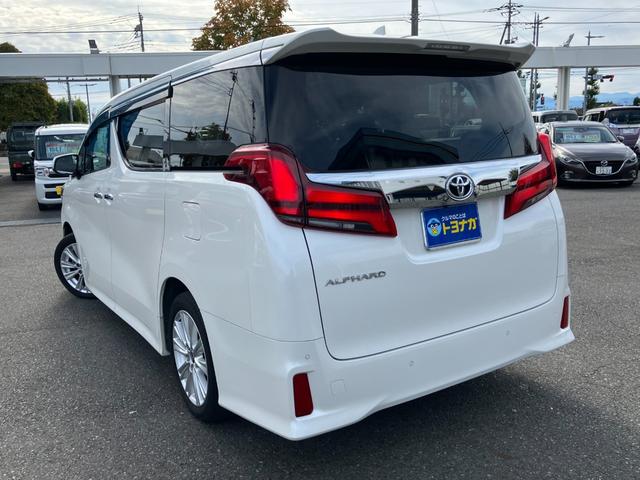 アルファード 2.5S 純正8インチセンターディスプレイ Bカメラ プリクラッシュセーフティ LEDヘッドライト フロントリアクリアランスソナー 両側パワースライドドア ダブルサンルーフ タイヤ4本新品(3枚目)