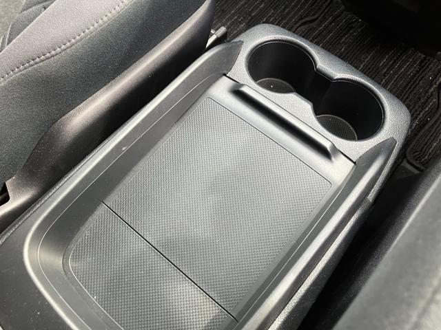 アルファード 2.5S 純正8インチセンターディスプレイ Bカメラ プリクラッシュセーフティ LEDヘッドライト フロントリアクリアランスソナー 両側パワースライドドア ダブルサンルーフ タイヤ4本新品(31枚目)