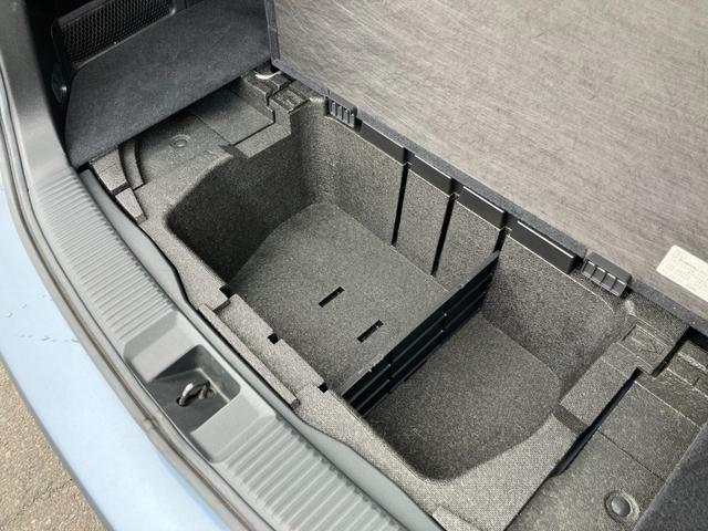 レヴォーグ １．６ＧＴアイサイト　純正７インチナビ　フルセグＴＶ　バックカメラ　ＥＴＣ　ワンオーーナー　車検整備付　走行距離２２，３８０ｋｍ　ＬＥＤヘッドライト（15枚目）