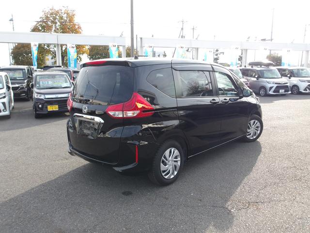 フリード Ｇ　９インチナビ　バックカメラ　ＥＴＣ　両側パワースライドドア（29枚目）