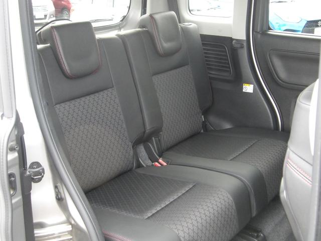 スペーシアカスタム ハイブリッドＸＳターボ　４ＷＤ　純正８インチメモリーナビゲーション　バックカメラ　ＬＥＤヘッドライト　キーフリー＆プッシュスタート　前席シートヒーター　ステアリングスイッチ（7枚目）