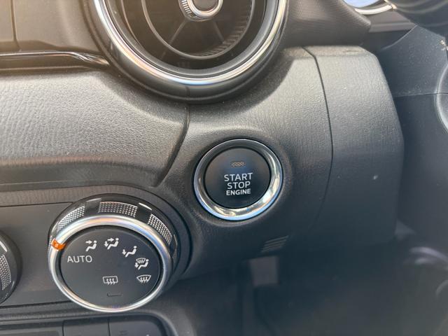 ロードスター Ｓスペシャルパッケージ　６速マニュアル車　ＳＤナビゲーション　ステアリングスイッチ　ＬＥＤヘッドライト　ＥＴＣ　キーフリー　オートライト　運転席助手席シートヒーター　小へこみあり　フルセグＴＶ（21枚目）