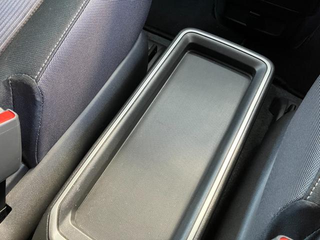 セレナ ｅ－パワー　ハイウェイスターＶ　純正１０インチＳＤナビ　フルセグＴＶ　プロパイロット　アラウンドビュー　インテリジェントルームミラー　両側パワースライドドア　ＬＥＤヘッドライト　ワンオーナー　Ｂｌｕ－ｒａｙ再生ＯＫ（36枚目）