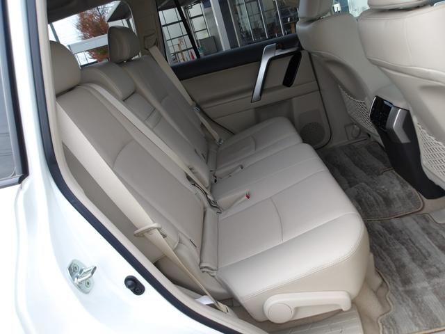 ランドクルーザープラド ＴＸ　Ｌパッケージ　モデリスタエアロ　サンルーフ　純正ナビ　フルセグ　全方位カメラ　ＥＴＣ２．０車載器　ＬＥＤヘッドライト　純正１９インチアルミ　運転席助手席パワーシート　運転席助手席シートベンチレーション（34枚目）