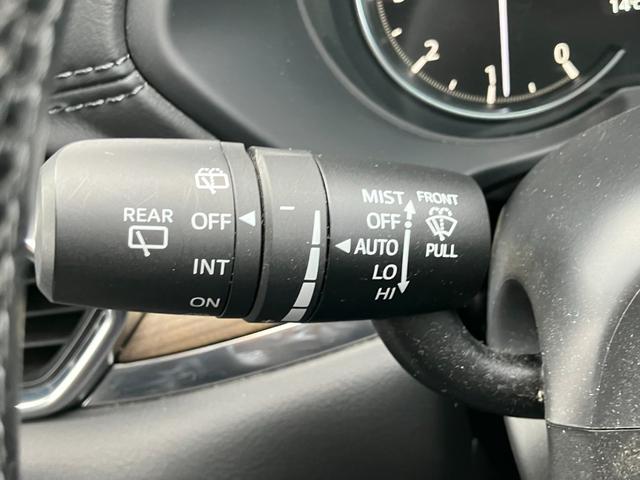 ＣＸ－５ ＸＤ　エクスクルーシブモード　ＢＯＳＥサウンド　サンルーフ　革シート　パワーシート　シートベンチレーション　３６０度モニター　ＥＴＣ　ＬＥＤヘッドライト　１９インチアルミ　リヤビークルモニタリング　ヘッドアップディスプレイ（28枚目）