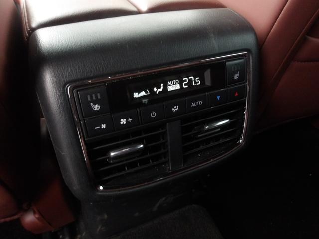 �Z�J���h�t���A�[�ɃG�A�R���R���g���[���X�C�b�`�t�Ȃ̂Ō㕔���Ȃ̕������K�ł��I�I