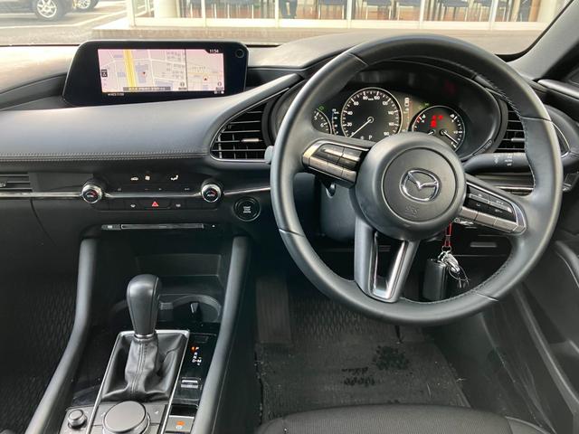 MAZDA3ファストバック X スマートエディション 8.8インチSDナビ フルセグTV 360°ビューモニター LEDヘッドライト 前後衝突回避軽減ブレーキ 前後誤発信抑制機能 前後クリアランスソナー(4枚目)
