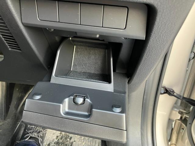 MAZDA3ファストバック X スマートエディション 8.8インチSDナビ フルセグTV 360°ビューモニター LEDヘッドライト 前後衝突回避軽減ブレーキ 前後誤発信抑制機能 前後クリアランスソナー(33枚目)