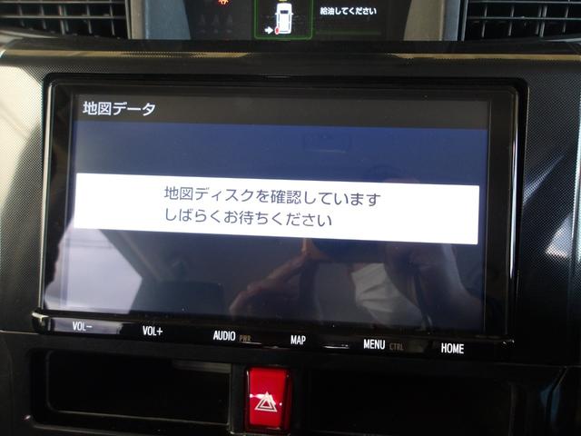 ルーミー Ｇ　純正９インチＳＤナビ　フルセグ　フリップダウンモニター　バックカメラ　ＥＴＣ２．０車載器　両側パワースライドドア　運転席助手席シートヒーター　前後ソナーステアリングスイッチ　アイドリングストップ（6枚目）