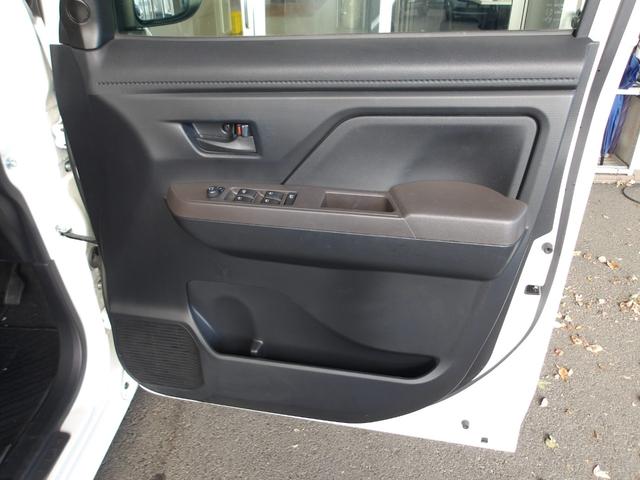 ルーミー Ｇ　純正９インチＳＤナビ　フルセグ　フリップダウンモニター　バックカメラ　ＥＴＣ２．０車載器　両側パワースライドドア　運転席助手席シートヒーター　前後ソナーステアリングスイッチ　アイドリングストップ（25枚目）