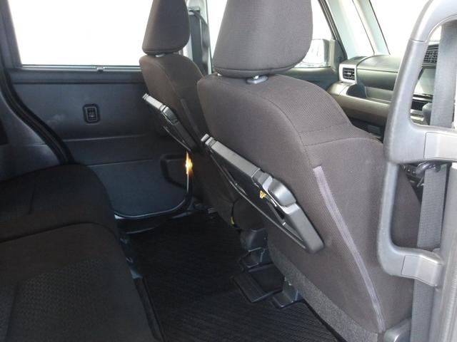 ルーミー Ｇ　純正９インチＳＤナビ　フルセグ　フリップダウンモニター　バックカメラ　ＥＴＣ２．０車載器　両側パワースライドドア　運転席助手席シートヒーター　前後ソナーステアリングスイッチ　アイドリングストップ（27枚目）