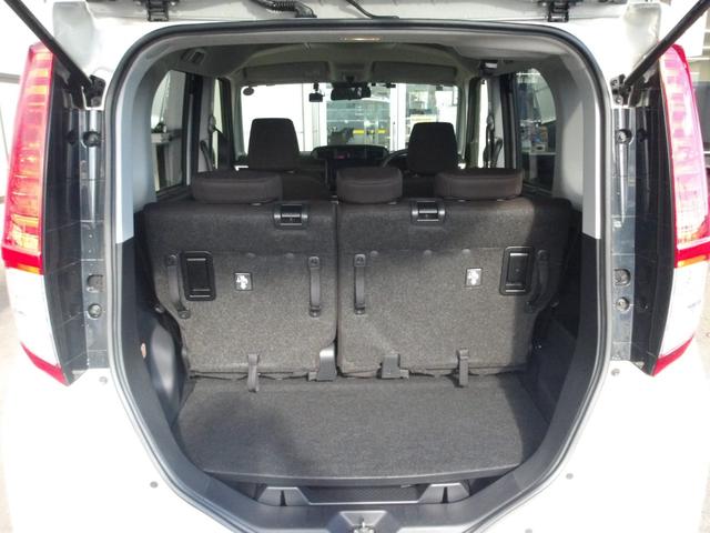 ルーミー Ｇ　純正９インチＳＤナビ　フルセグ　フリップダウンモニター　バックカメラ　ＥＴＣ２．０車載器　両側パワースライドドア　運転席助手席シートヒーター　前後ソナーステアリングスイッチ　アイドリングストップ（33枚目）