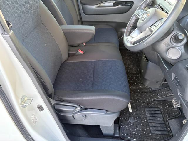 ルークス ハイウェイスター　Ｇターボプロパイロットエディション　７インチナビゲーション　アラウンドビューカメラ　両側パワースライドドア　ＬＥＤヘッドライト　衝突軽減ブレーキ　クリアランスソナー　ステアリングスイッチ　キーフリー（10枚目）