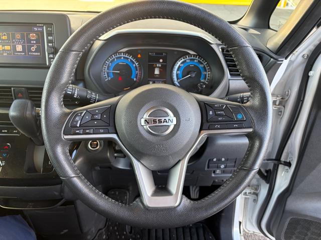 ルークス ハイウェイスター　Ｇターボプロパイロットエディション　７インチナビゲーション　アラウンドビューカメラ　両側パワースライドドア　ＬＥＤヘッドライト　衝突軽減ブレーキ　クリアランスソナー　ステアリングスイッチ　キーフリー（11枚目）