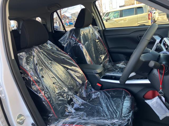 ライズ Ｚ　パノラミックビューパッケージ　ディスプレイオーディオパッケージ　スマートパノラマパーキングパッケージ　ＢＳＭ　ＲＣＴＡ　ＥＴＣ車載器　フロアマット　ＬＥＤヘッドライト　シートヒーター　セーフティセンス（10枚目）