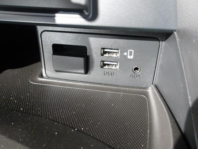 ロードスター Ｓスペシャルパッケージ　純正ＳＤナビ　バックカメラ　ＥＴＣ車載器　ＬＥＤヘッドライト　スマートシティブレーキ　プッシュスタートシステム　マツダスピードフロントアンダースカート　リヤソナー（12枚目）