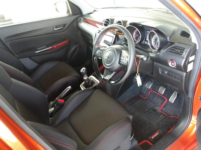 スイフトスポーツ ベースグレード　純正ディスプレイオーディオ　バックカメラ　ＬＥＤヘッドライト　フォグランプ　クルーズコントロール　ローダウンスプリングＳＷＫ　プッシュスタートシステム　純正１７インチアルミ　スペアキー（5枚目）