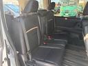 セカンドシート足元も広くいいですね！