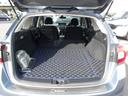 広いトランクルームです。荷物もたくさん積めますね。使い勝手が大切な所です！フラットになる床は便利ですよ。荷物を積むときにキズがつく場合がありますので状態が大切ですね。こちらの車はキレイでオススメです。