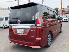 当社のお車は「全車保証付き」です。遠方のお客様もお近くのディーラーへ入庫いただければ対応できます。購入後も安心してお乗り下さい。別途有償で「１年」「２年」「３年」の延長保証もあります。ご相談下さい。 2