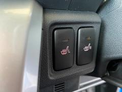 運転席助手席シートヒーター付き！ 7